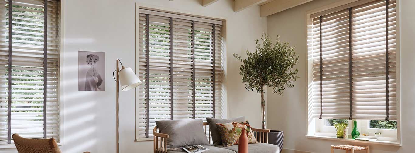 Rollläden, Fensterläden und Co richtig reinigen